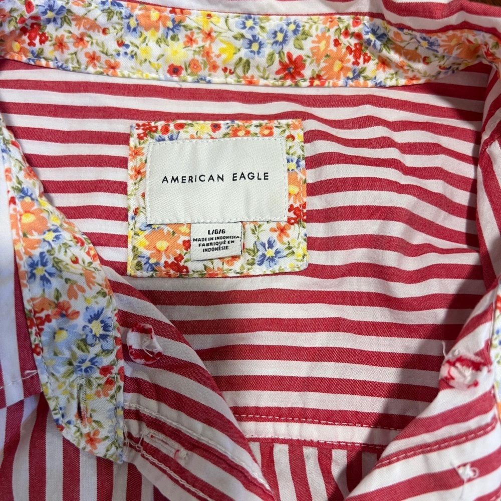 American Eagle Red Striped Shirt cropped